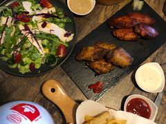 -HIGH FIVE哈福手工汉堡(桂林路店)