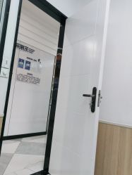 -蕾特恩专业祛痘旗舰店