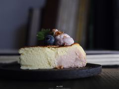 芋泥巴斯克-MAISON门前杂货店