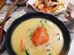 膏蟹汤面-十面欢腾·海鲜面·台式Bistro(长乐路店)