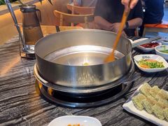 -老船舫·现做活鲜鱼馆(东郊记忆店)