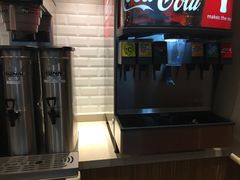 门面-The Habit Burger Grill 哈比特汉堡(爱琴海店)