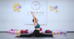 -亚太瑜伽普拉提学院