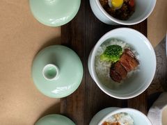 三口饭-穹六人间 people 6(岳阳路店)