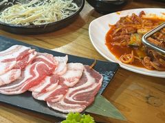 -合易泓烤肉·海肠捞饭(火车站店)