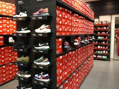 -NIKE佛山胜利换季优惠店