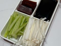 -梅利汴京烤鸭•开封豫菜地标店(东司门店)