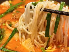 -银米·云南传统过桥米线(双廊黑金冠店)
