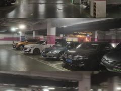 -经纬汇-停车场