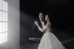 -至臻微拉婚纱摄影