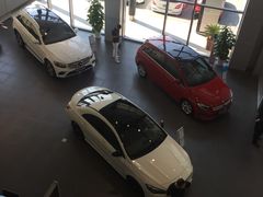 -奔驰上海利星(七宝店)