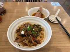 -佬钱湾仔(衣裳街店)