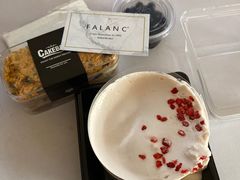 草莓爆浆蛋糕-FALANC CAKE生日蛋糕(广州店)