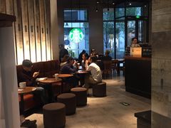 大堂-星巴克(北京三里屯SOHO一店)