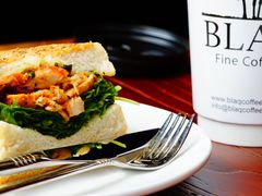 烟熏芝士鸡肉帕尼尼pestochicken-BLAQ咖啡(骏豪店)