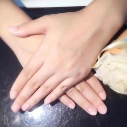 -EMILY艾枚莉美甲美睫·美颜·现磨咖啡