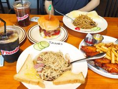 -Thanks美式餐厅(汉堡咖啡店)