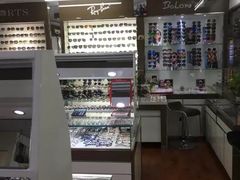 -华彬眼镜专业渐进配镜(潘家园店)