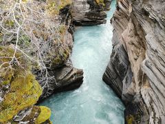 -阿萨巴斯卡瀑布观景点