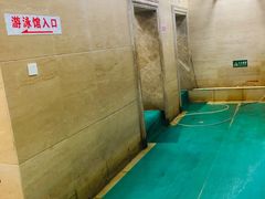 -健龙森俱乐部·游泳·健身·羽毛球综合体育馆