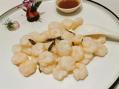 龙井虾仁-乾隆美食·本帮菜(黄河路店)