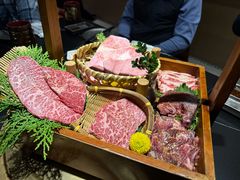 -山川小町·极番烧肉(新地假日广场店)