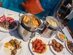 -领鲜活海鲜榴莲自助火锅(东门店)