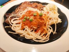 -豪客来牛排(空港华联店)