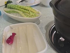 -烹然四季椰子鸡火锅(团结湖总店)