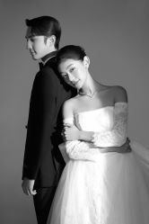 -至臻微拉婚纱摄影