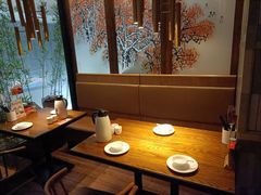 -爱碗亭·鲜炒湖南菜(壹城中心店)