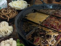 -正南齊北重庆老火锅(光华村直营店)