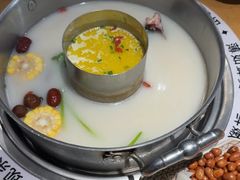 -江小渔鲜鱼火锅(冠亚星城店)