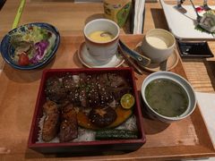 -本源食集 日式烧肉·炉端烧(东海缤纷店)