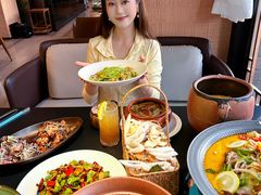 -桥边小楼·手工云南菜·古城观景小楼