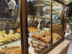 -Dough&Joe团憩(瑞虹天地月亮湾店)