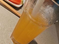 -海底捞火锅(新松江路生日主题店)
