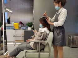 -PE SALON