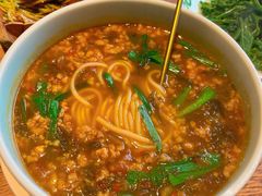 腾冲小锅米线-一坐一忘云南菜(嘉里中心店)