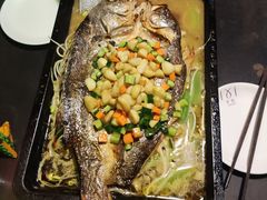 -夯鱼烤鱼·尔滨地标美食(国展店)