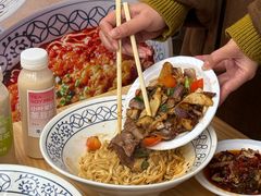 -李与白包子铺(桐梓林店)