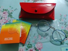 -目艮眼镜SHOWROOM(品牌集合店)