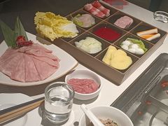 -海底捞火锅(长宁路龙之梦店)