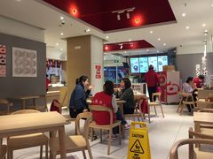 -东方既白(黄兴路大润发店)