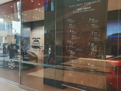 -TESLA 特斯拉(北京颐堤港体验店)