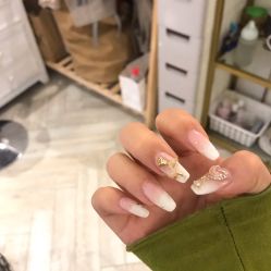 -雪儿·YuKi美甲美睫皮肤管理Salon