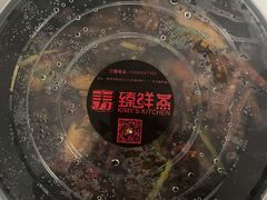 -臻鲜燕海鲜融合餐厅(金陵style店)