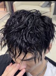 -川和潮人