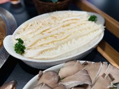 -廖掌柜·重庆鲜货火锅(上海首店)