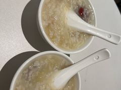-欢漫酒店(布吉石芽岭地铁站店)